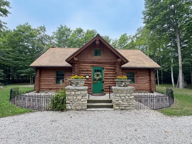1205 East Side Rd, Washington Island, Wisconsin 54246, 3 Bedrooms Bedrooms, ,2 BathroomsBathrooms,Inland-Residential,For Sale,East Side Rd,144417