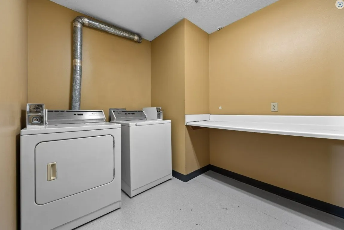 3rd floor shared laundry room