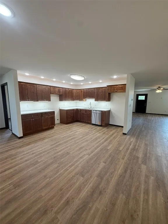 Plenty of space for an island