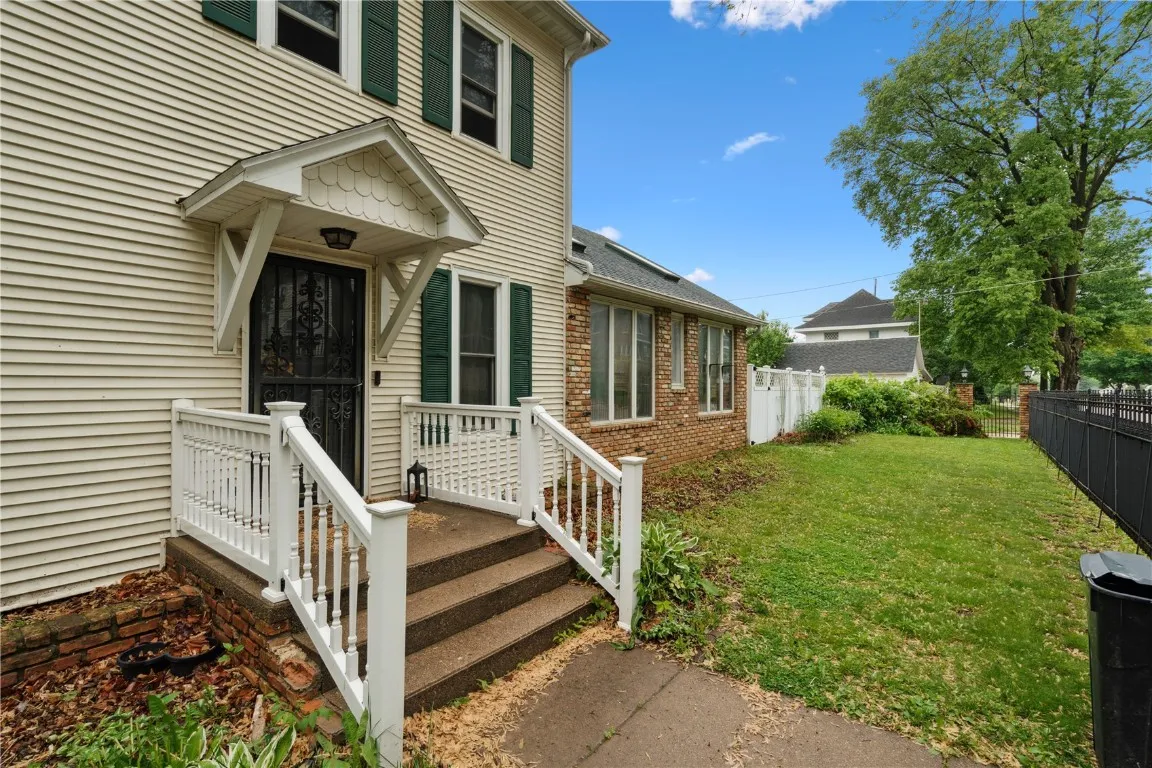 Side entrance and large yard space