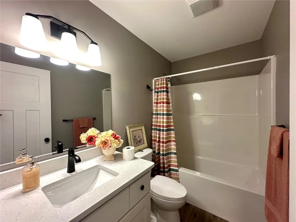 Main Bath