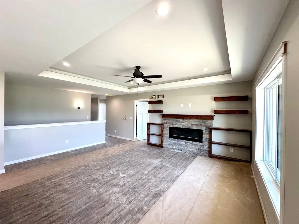 914 Juneberry Living Room.