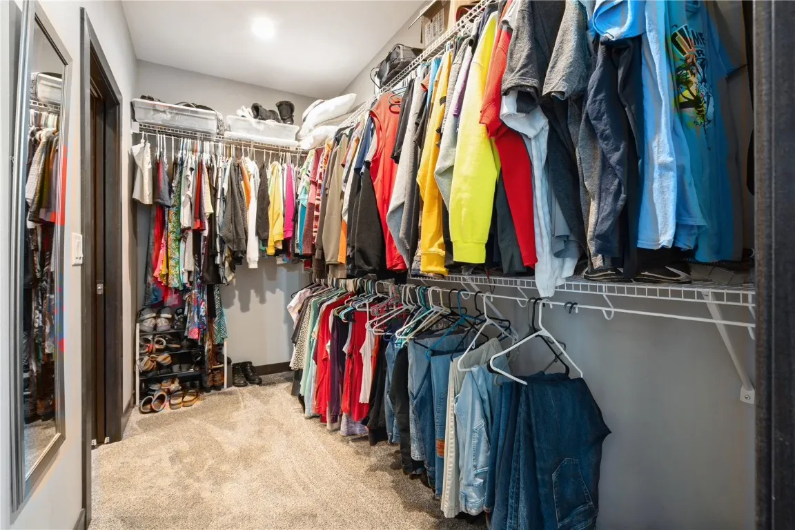 walk in closet