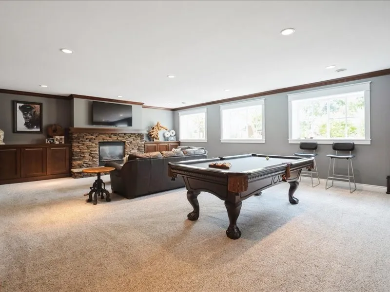 lower level rec room - gas fireplace #2