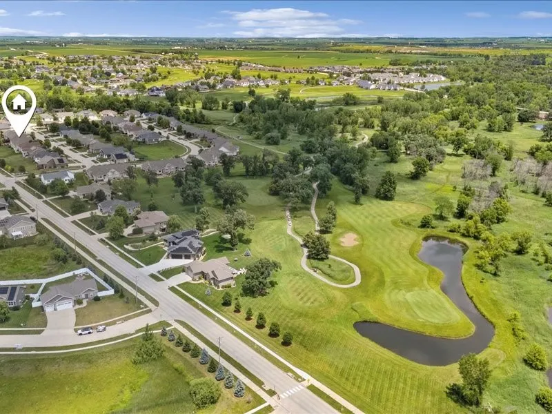 near Hunters Ridge Golf course