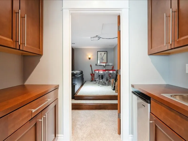 wet bar
