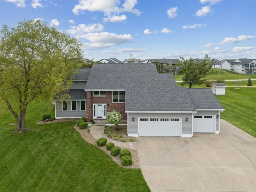 4 Bedrooms Bedrooms, 8 Rooms Rooms,2 BathroomsBathrooms,Residential,4199 Brookside, Marion, Iowa 52302,2505978