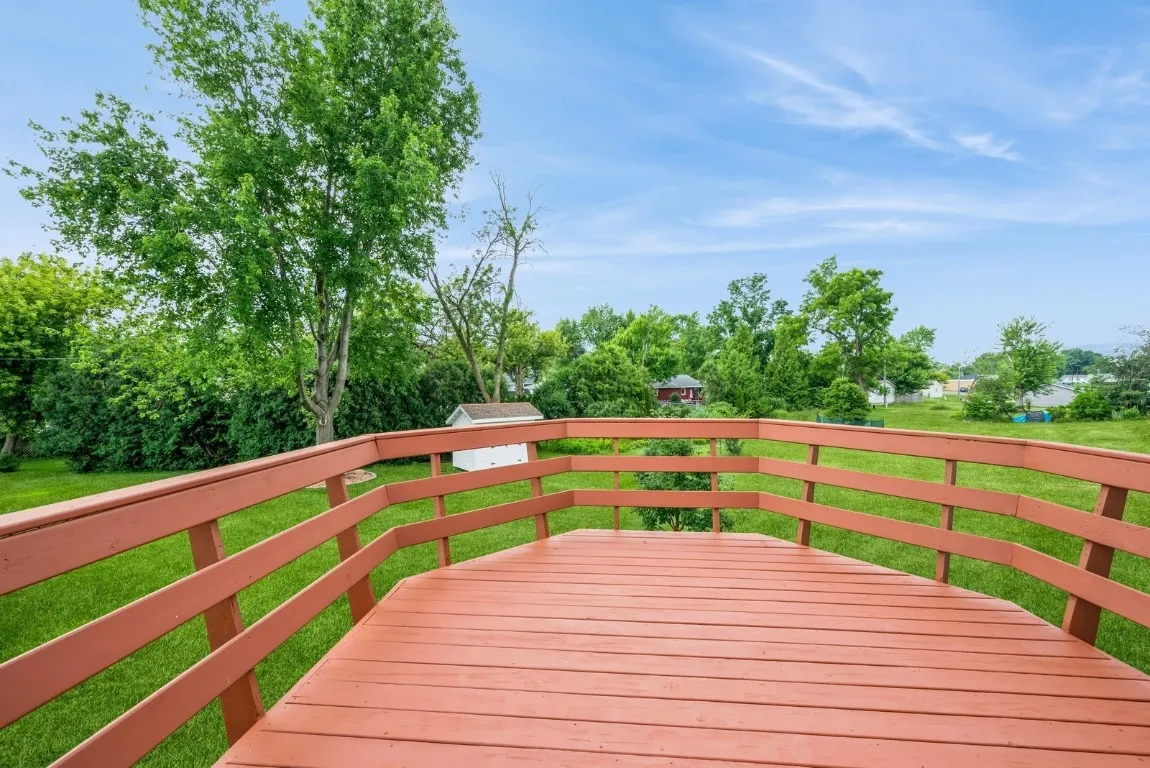 Deck