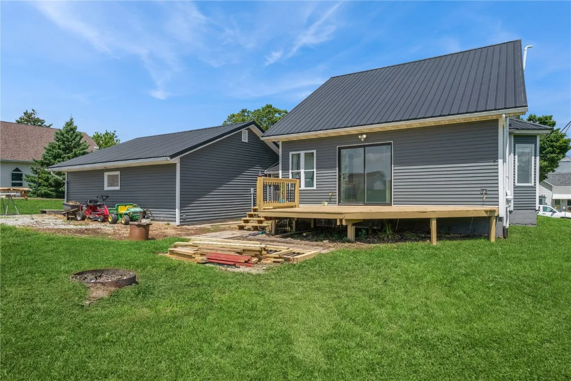 deck has been completed since picture
