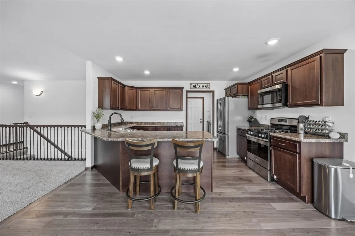 Dining/Kitchen