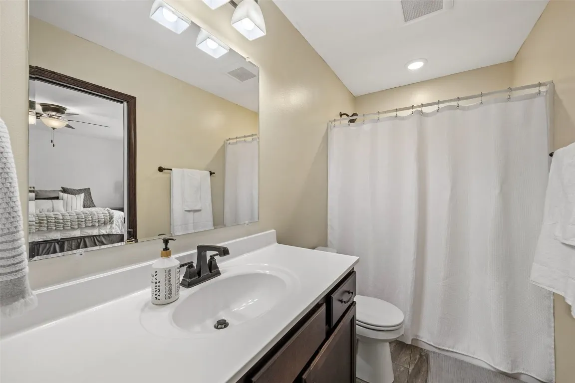 Primary ensuite