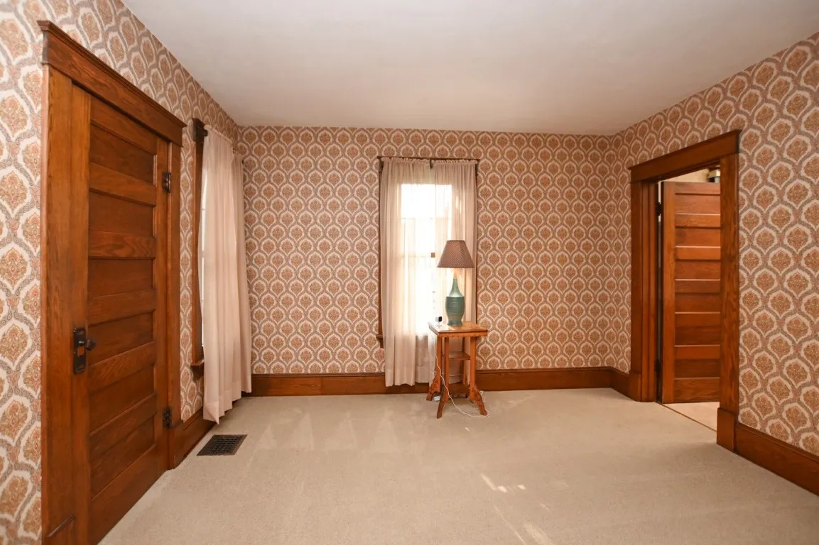 Main floor bedroom or office