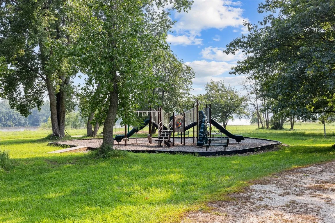 Riverbend Nature Trail and Playground