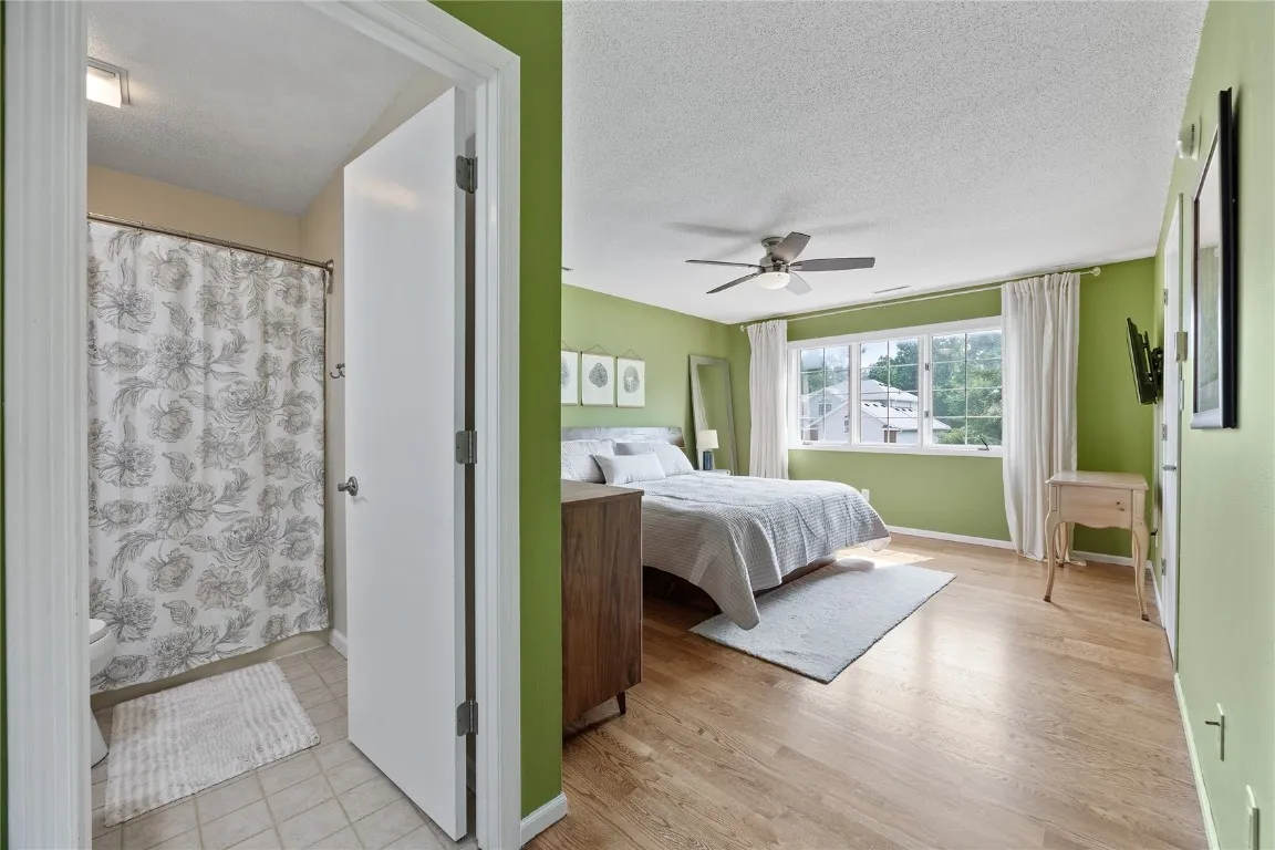 Primary Bedroom/Ensuite