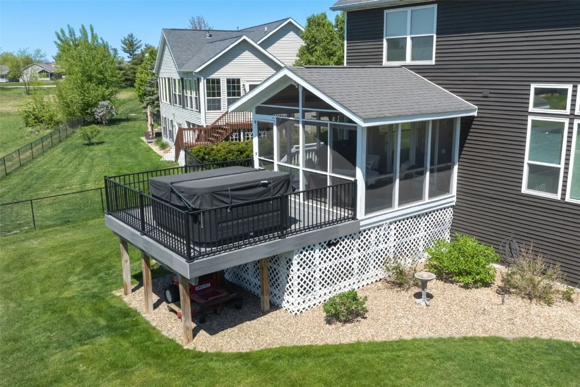 screened porch & newer maintenance free deck
