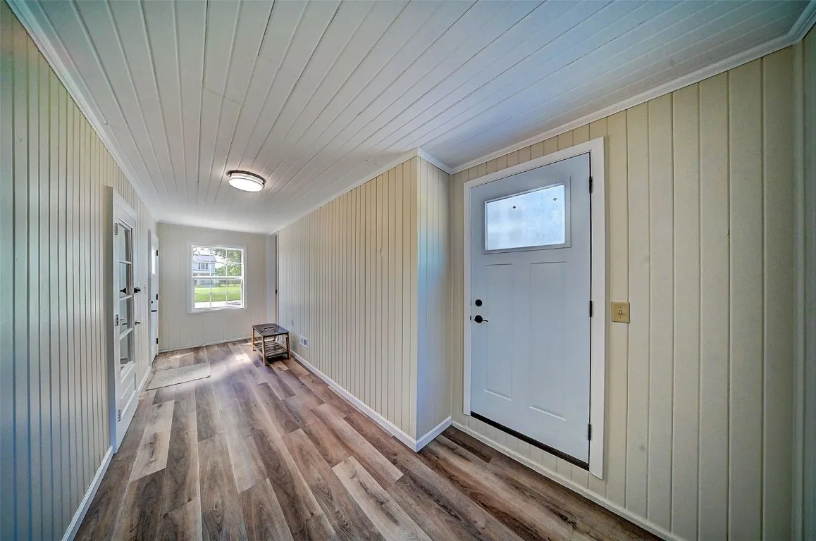 4 SEASONS BREEZEWAY