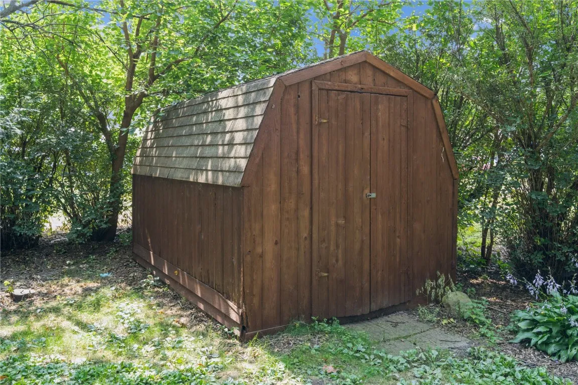 Shed