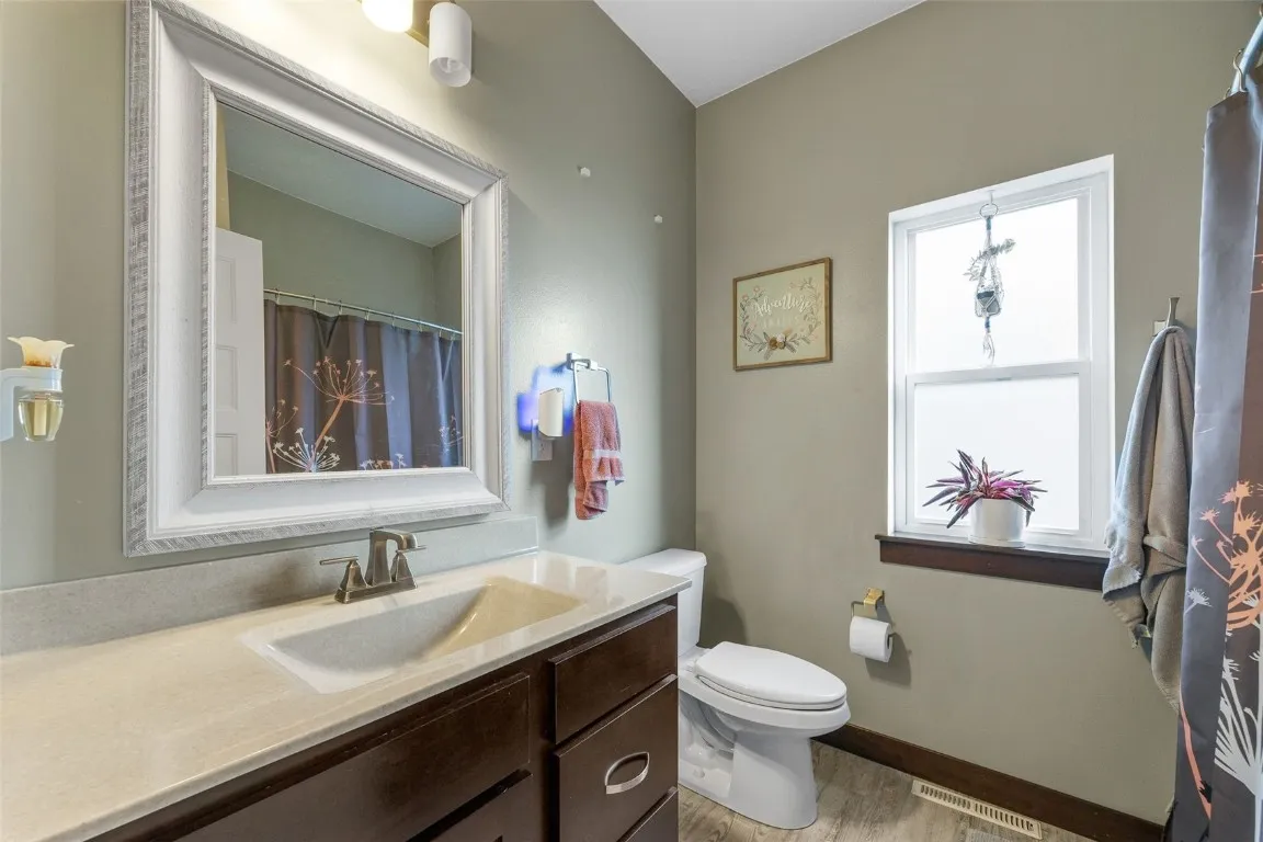 2nd Bathroom Level 1