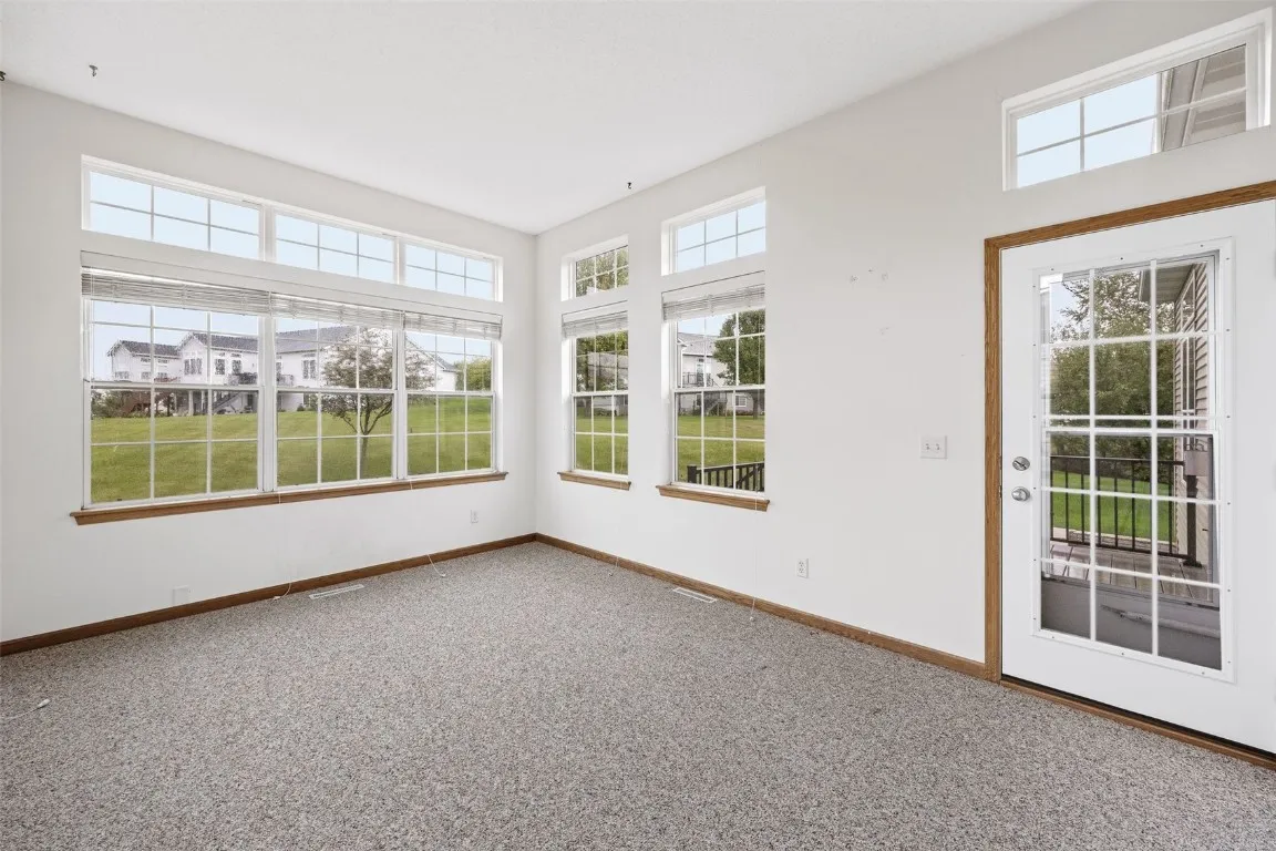 Access to Deck from 4 Season Room