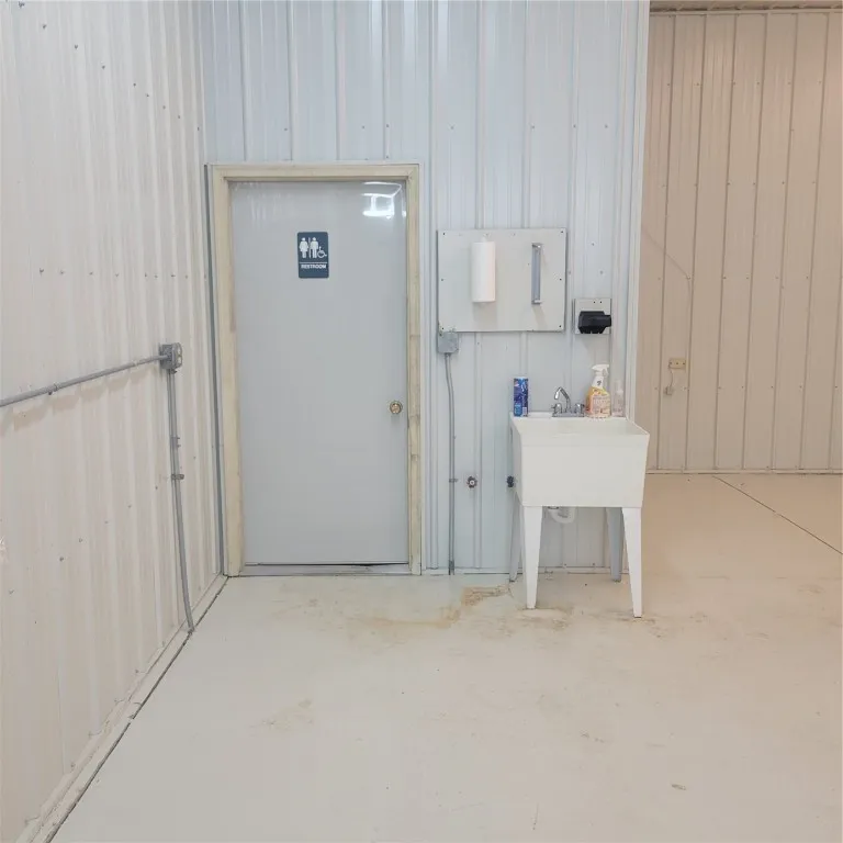 Utility sink in addition to full bathroom