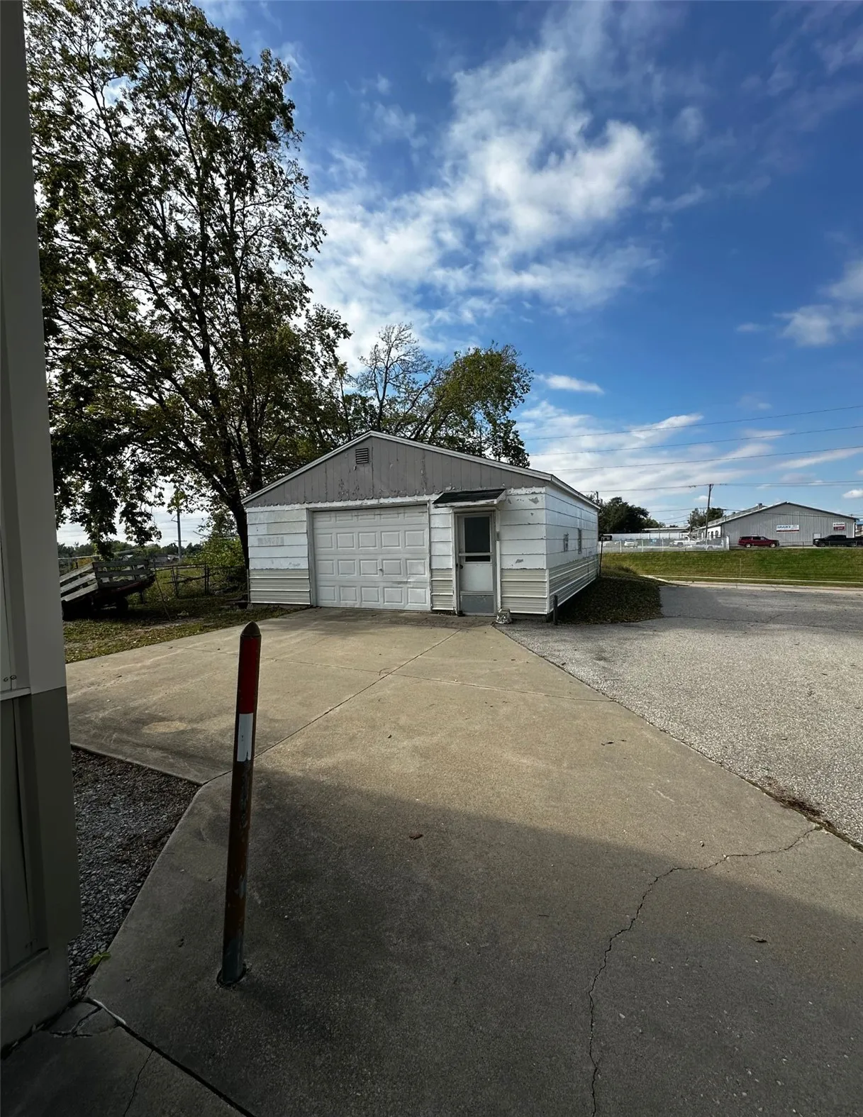 Garage 2