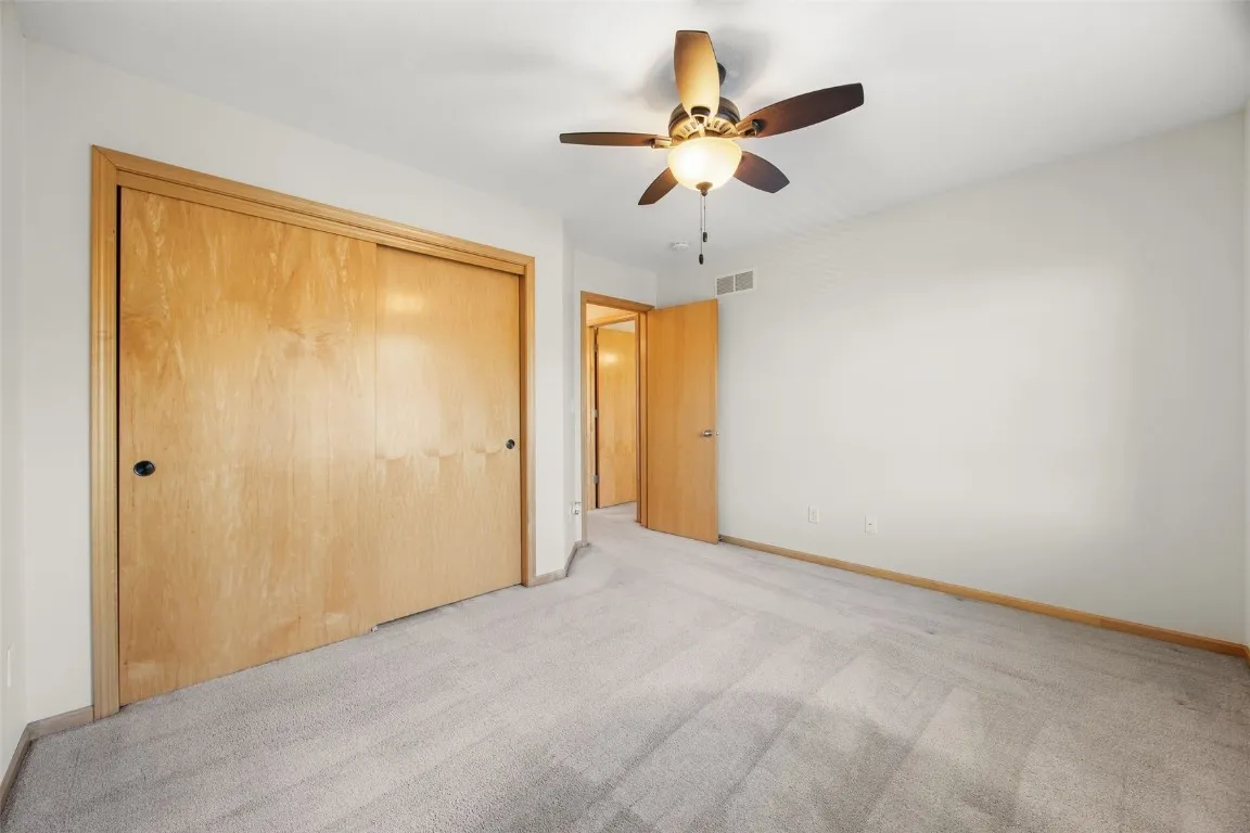 Bedroom 2, extra large closet.