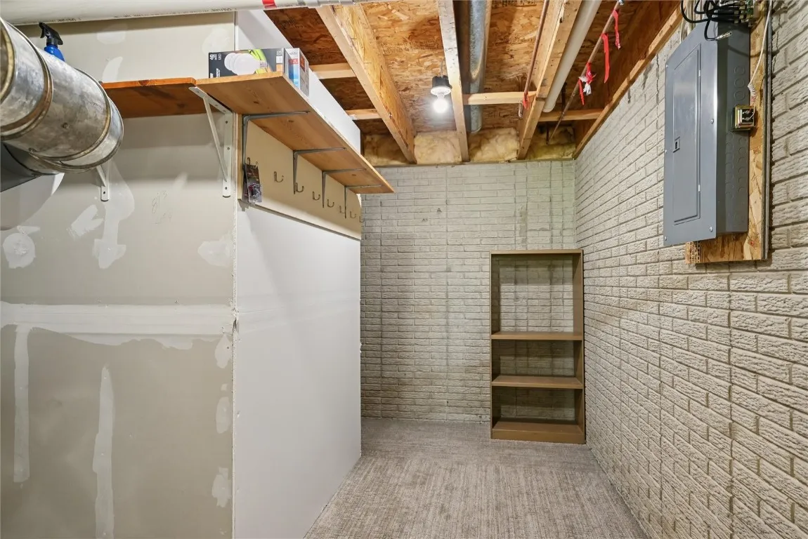 utility room/storage closet
