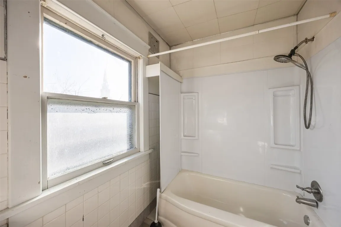 Full bathroom on 2nd Floor.