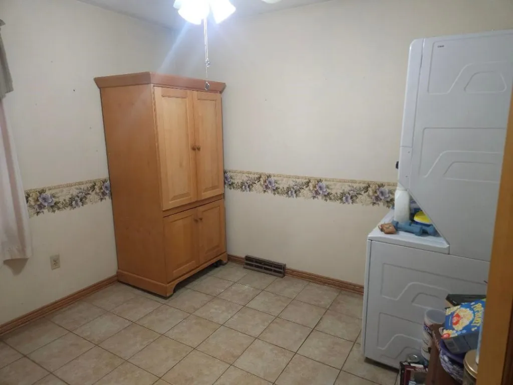 bedroom laundry
