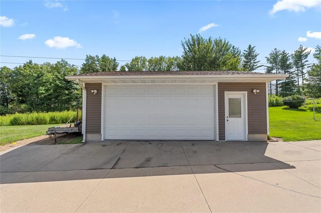 Detached garage with 8' door