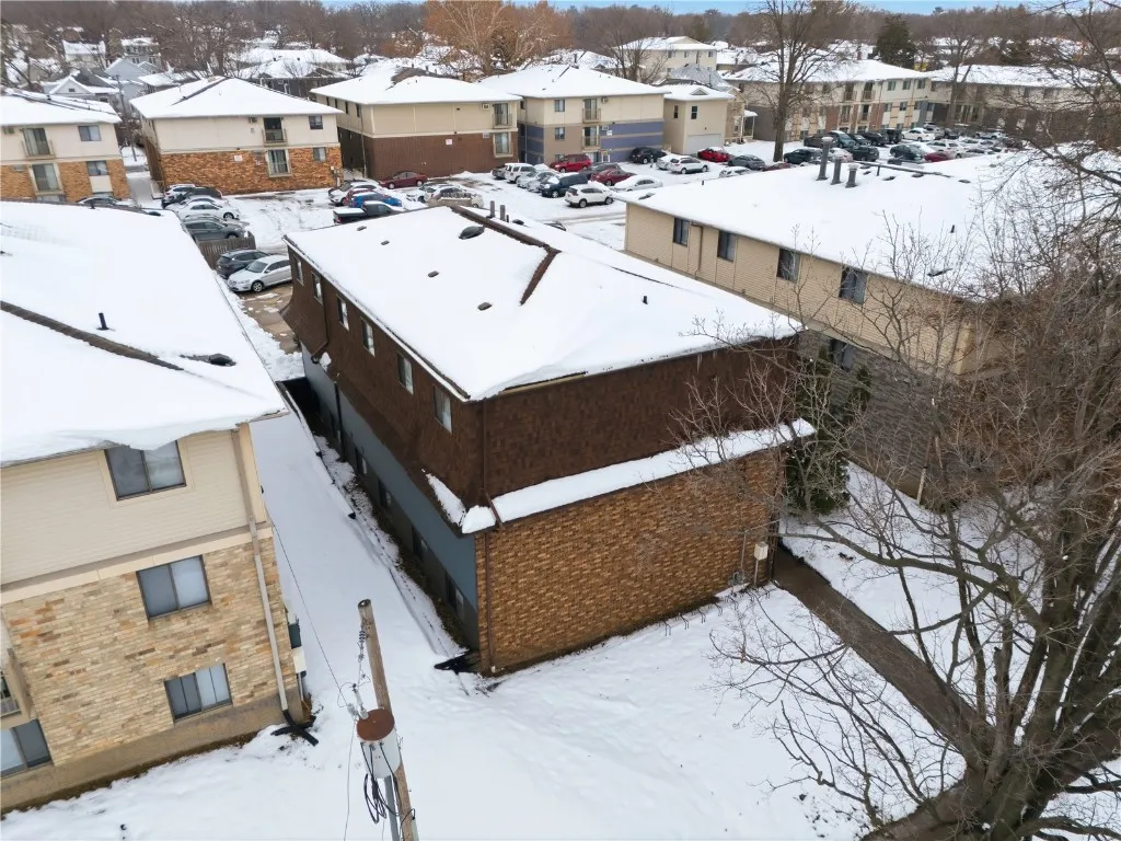 430 S Van Buren Street