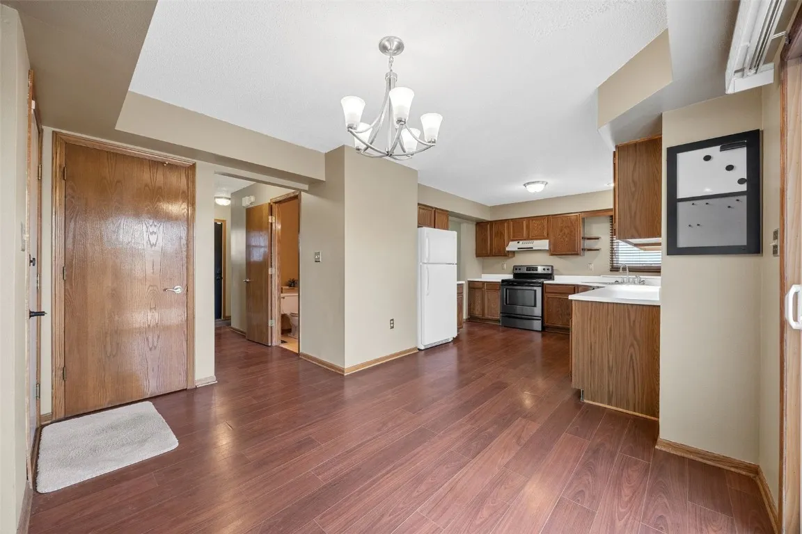 Kitchen, living, and dining all flow seamlessly for an easy and functional floorplan.