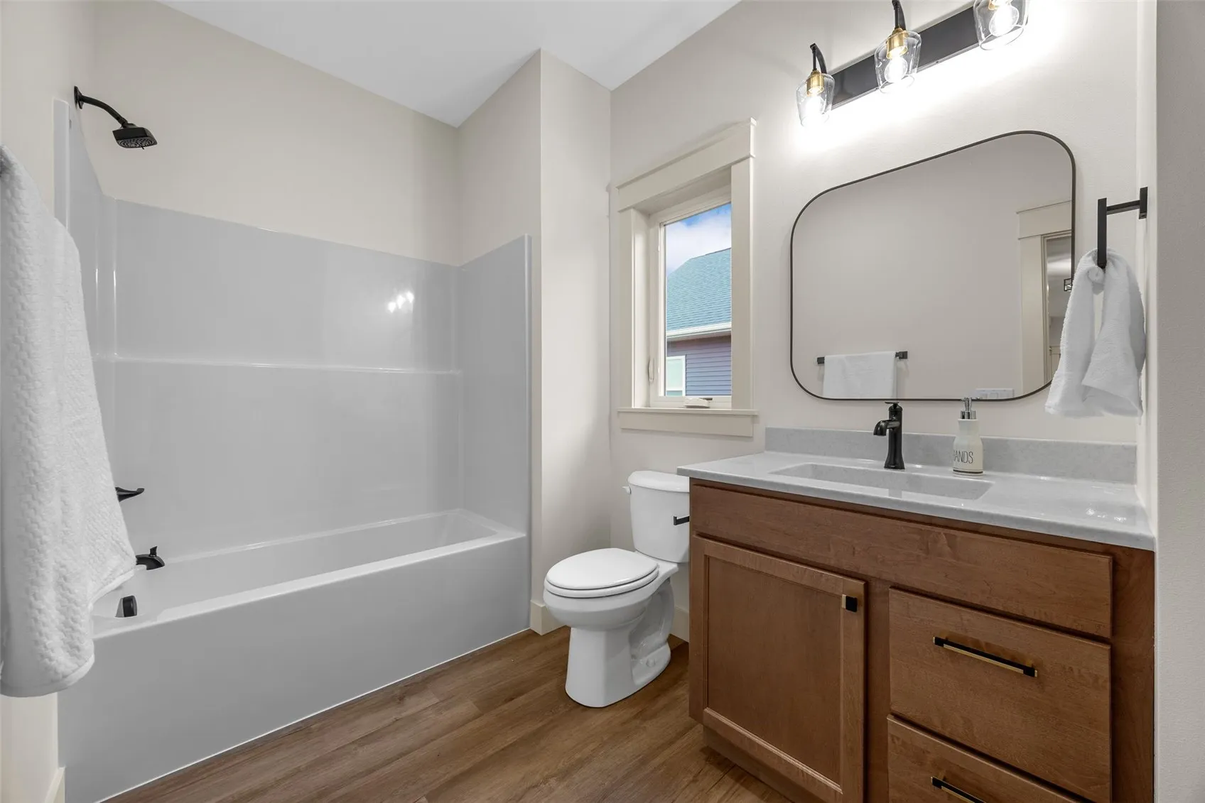 Photo of similar property
