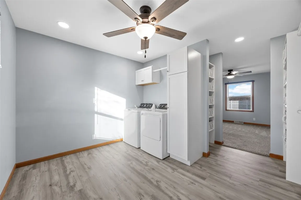 Laundry: main floor