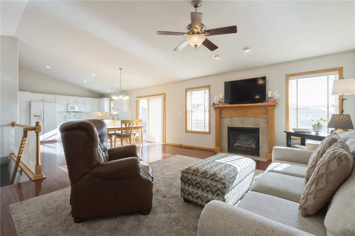 living room - vaulted