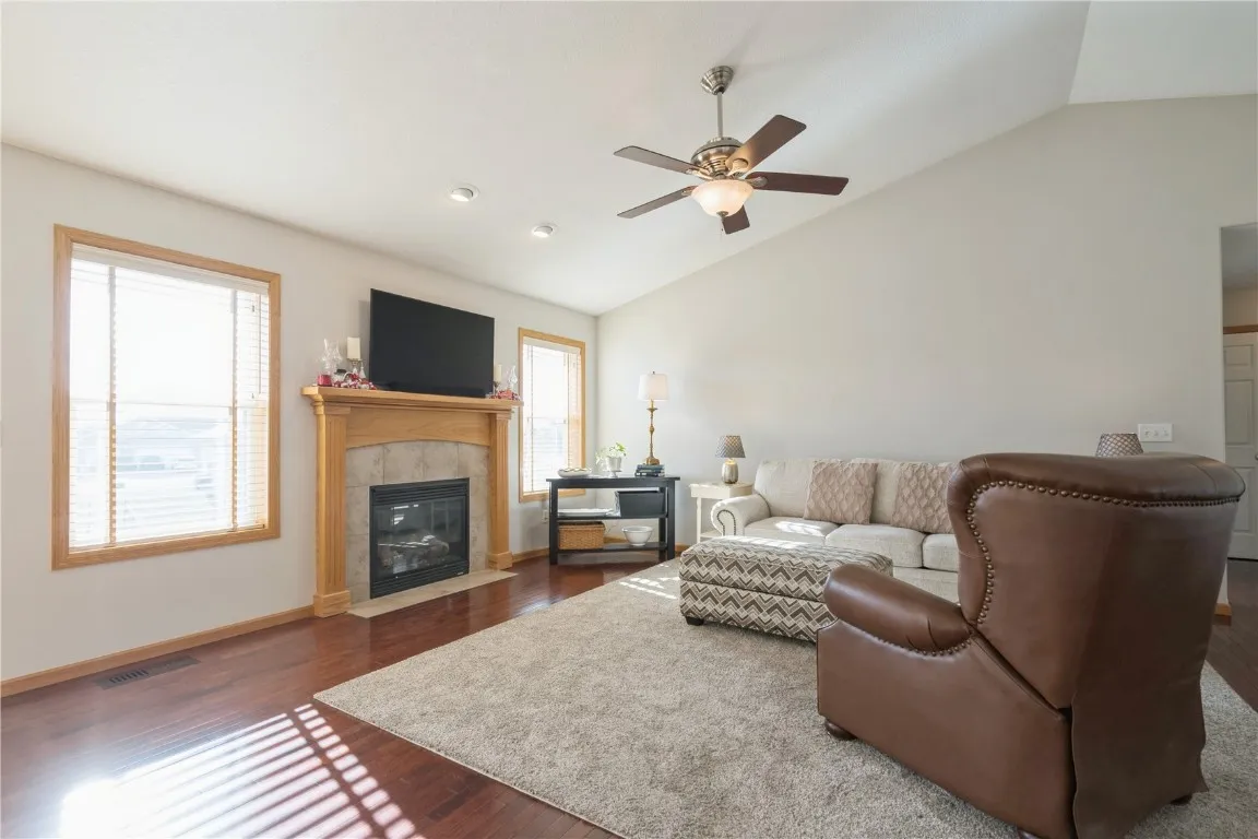 living room - gas fireplace