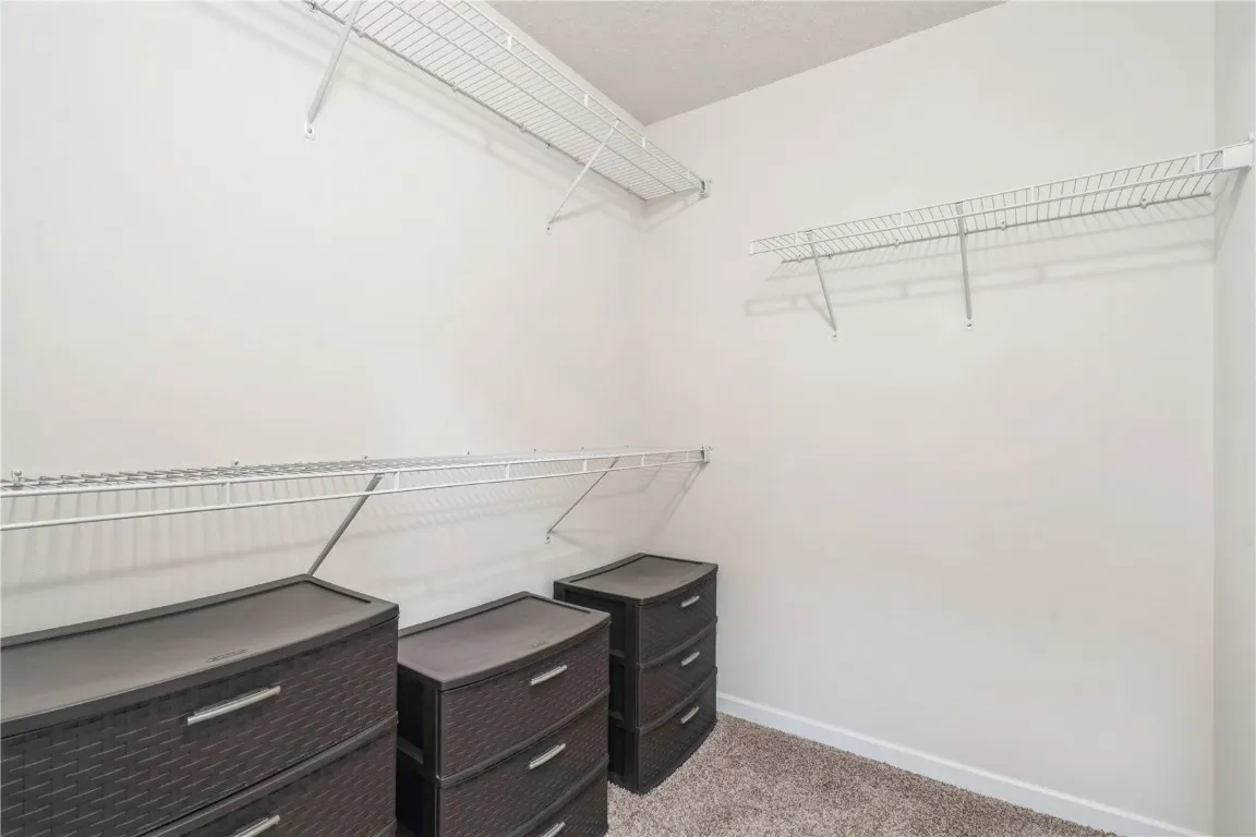 walk in closet