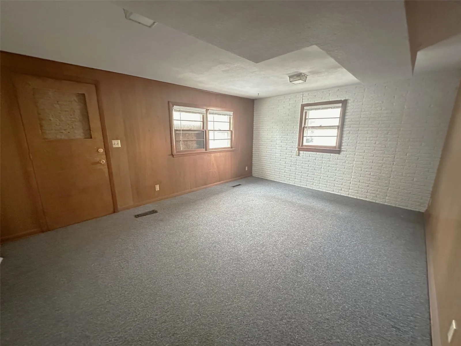 walk out basement