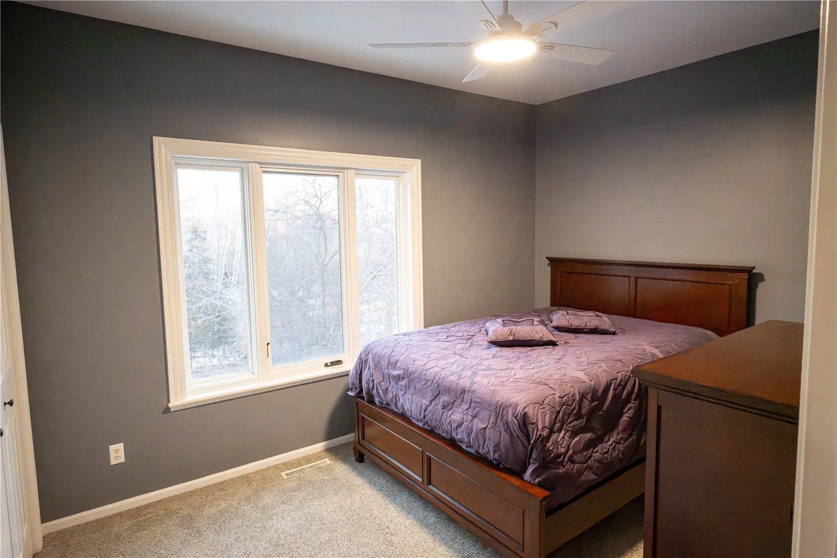 Upper Bed
