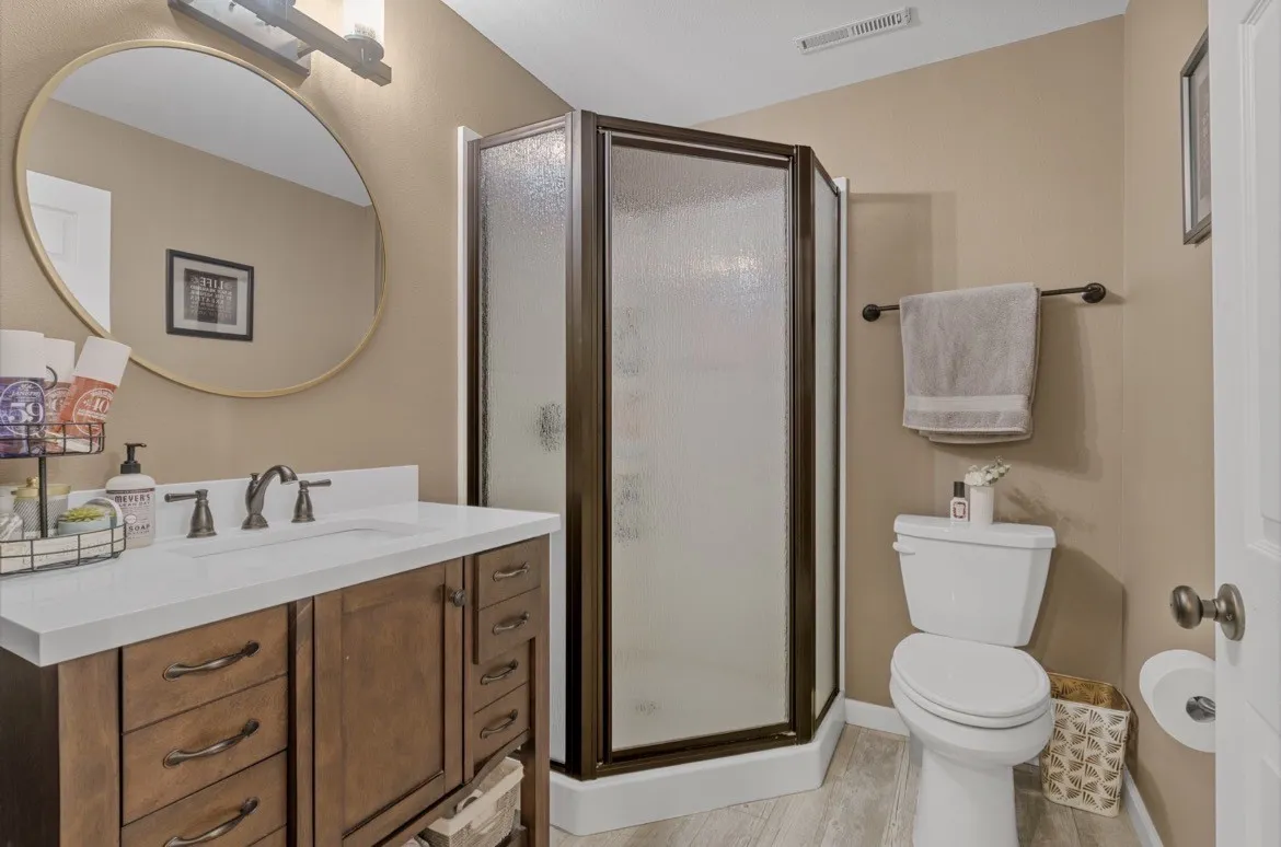Bathroom in downstairs bedroom