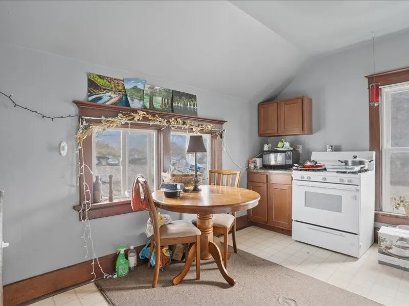 2nd floor kitchen