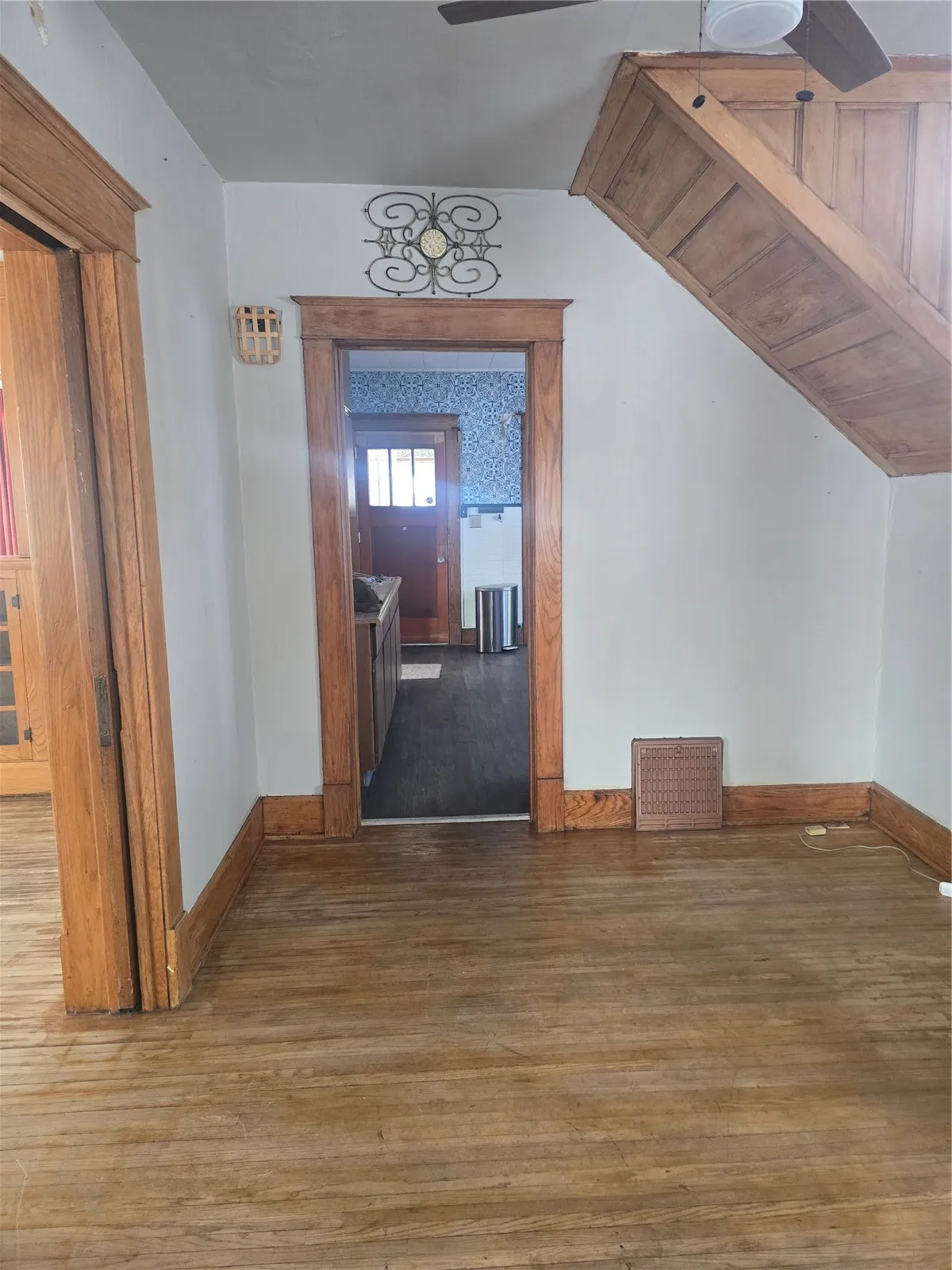 front entrance/view into kitchen