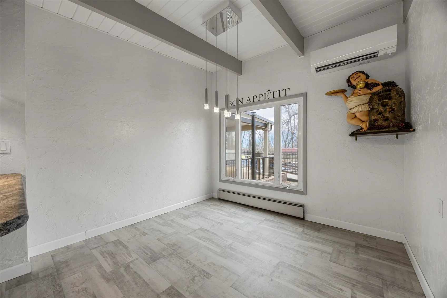 Dining Area- Eat in Kitchen