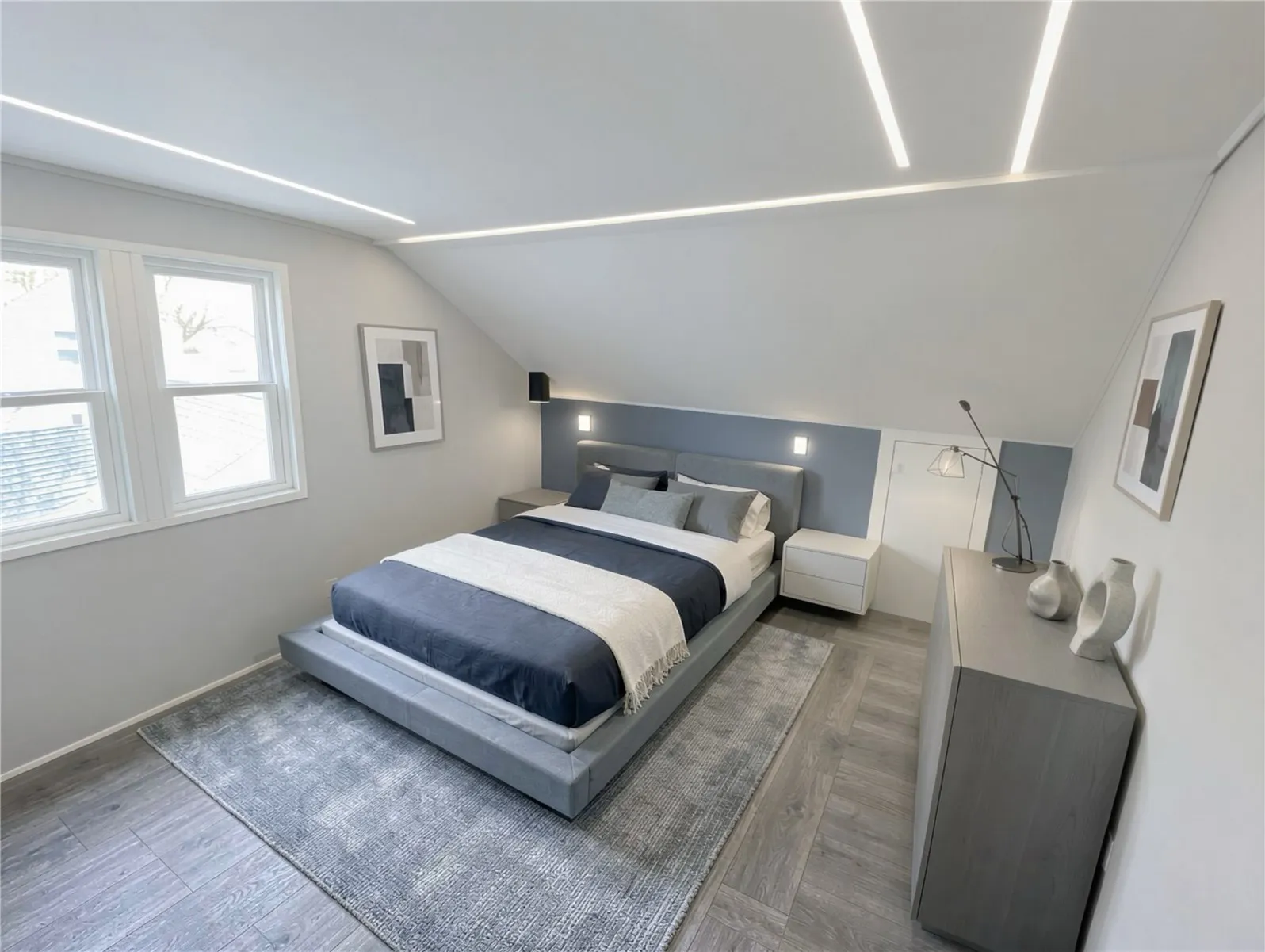 INSPIRATON IDEA ONLY - PHOTO IS VIRTUALLY STAGED AND ALTERED