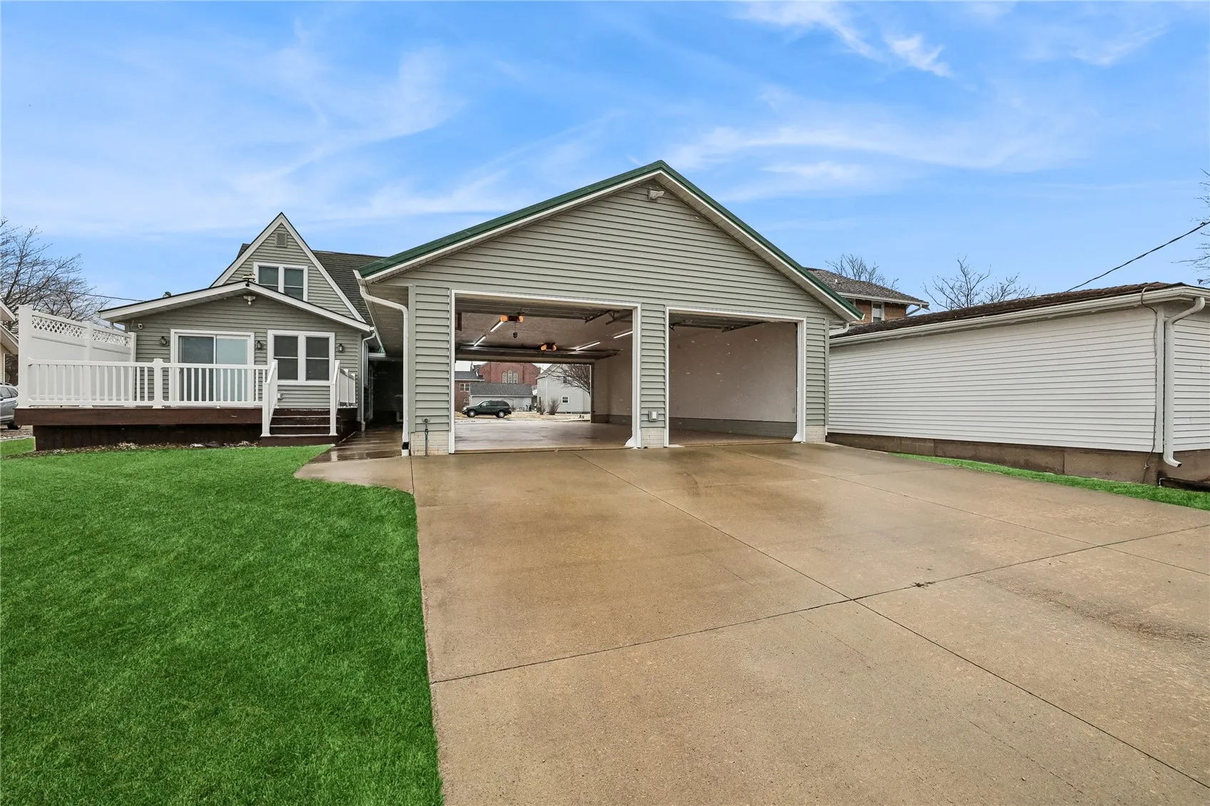 Garage doors on the front and back!