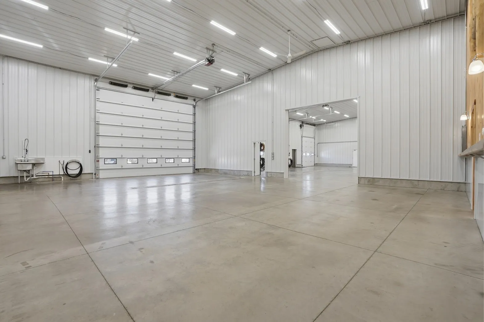 North-Shop & Exterior Door