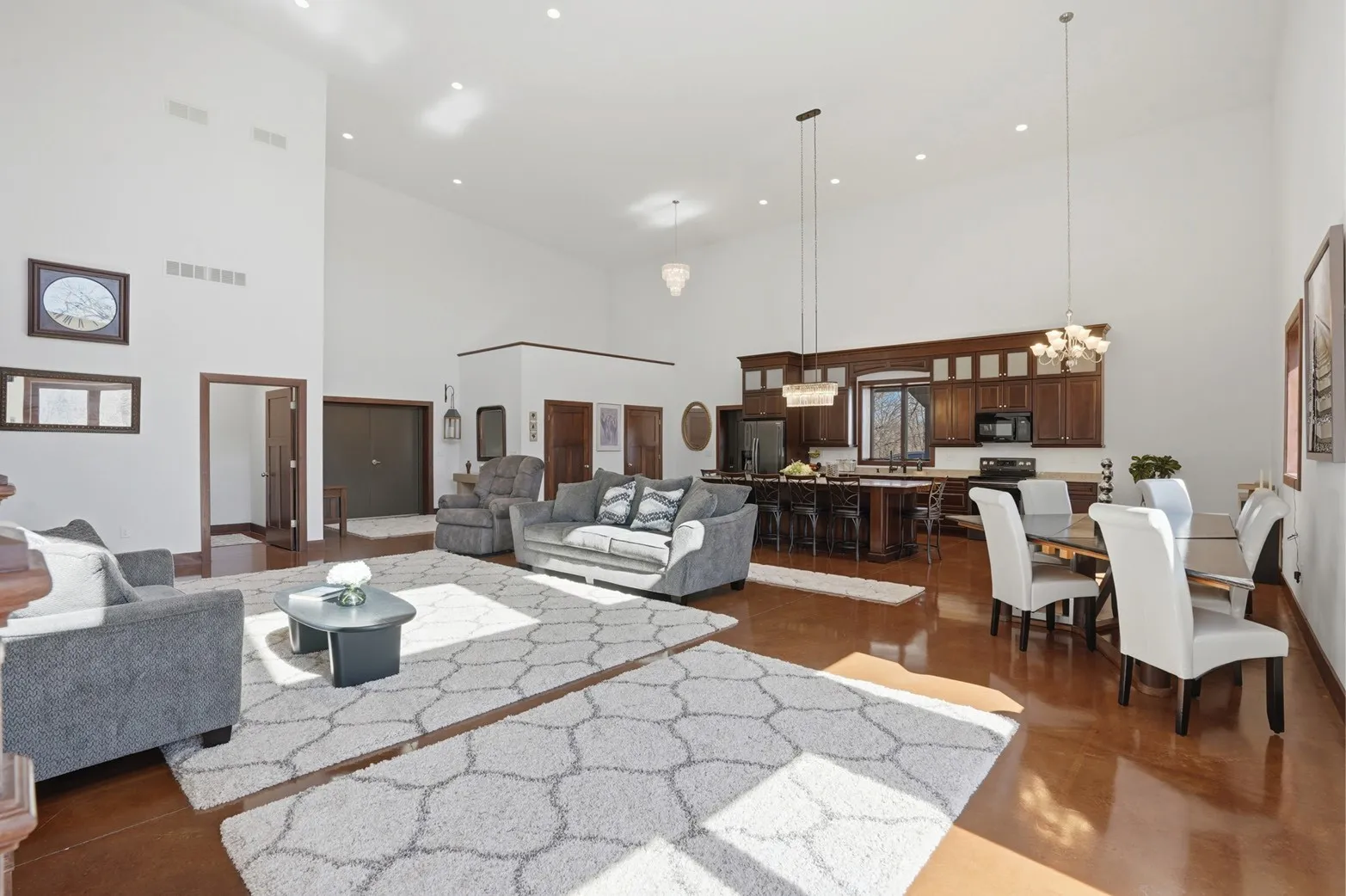 Dining & Living Areas