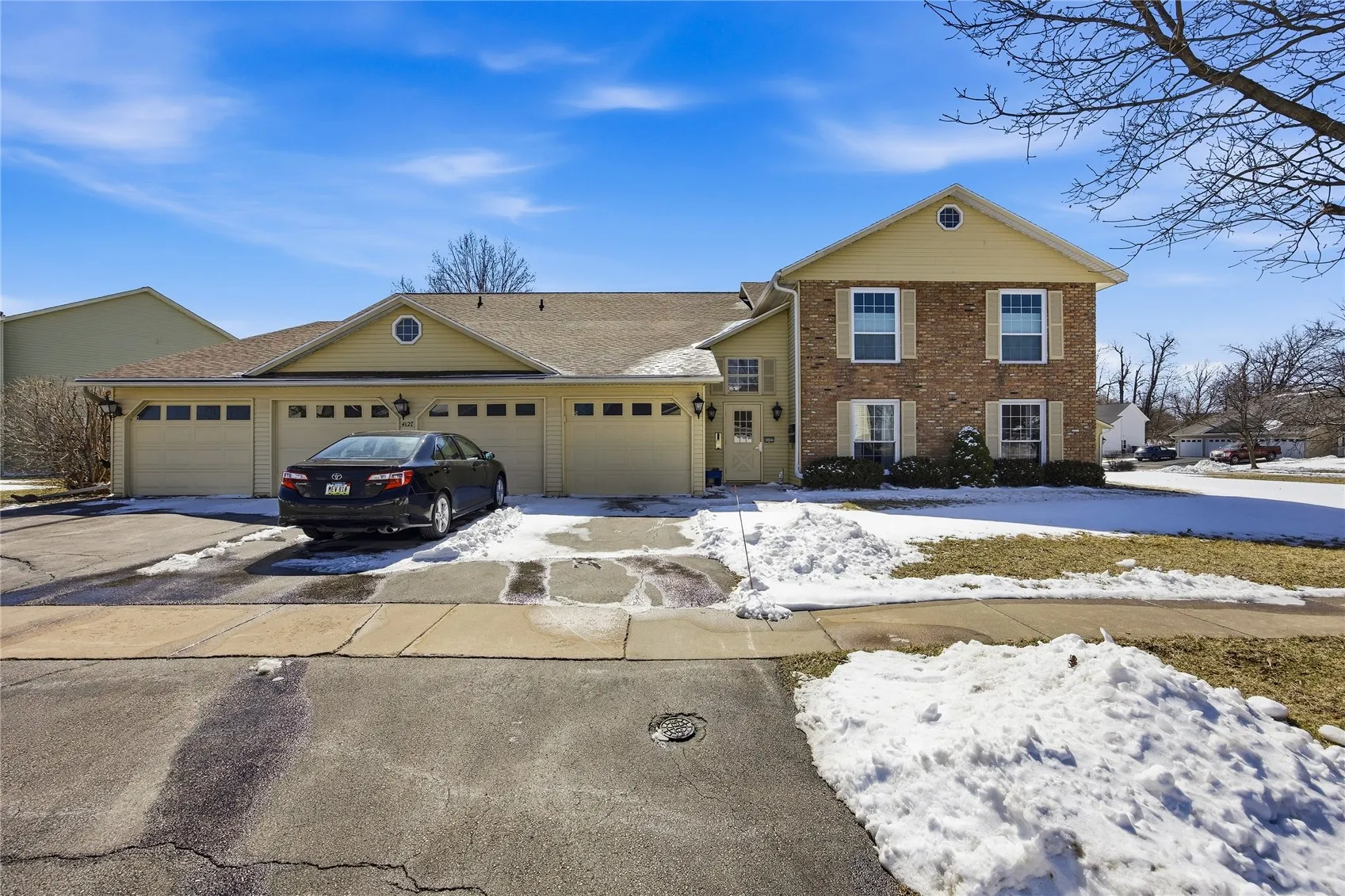 Location is right off 42nd street across from Twin Pines Golf Course.