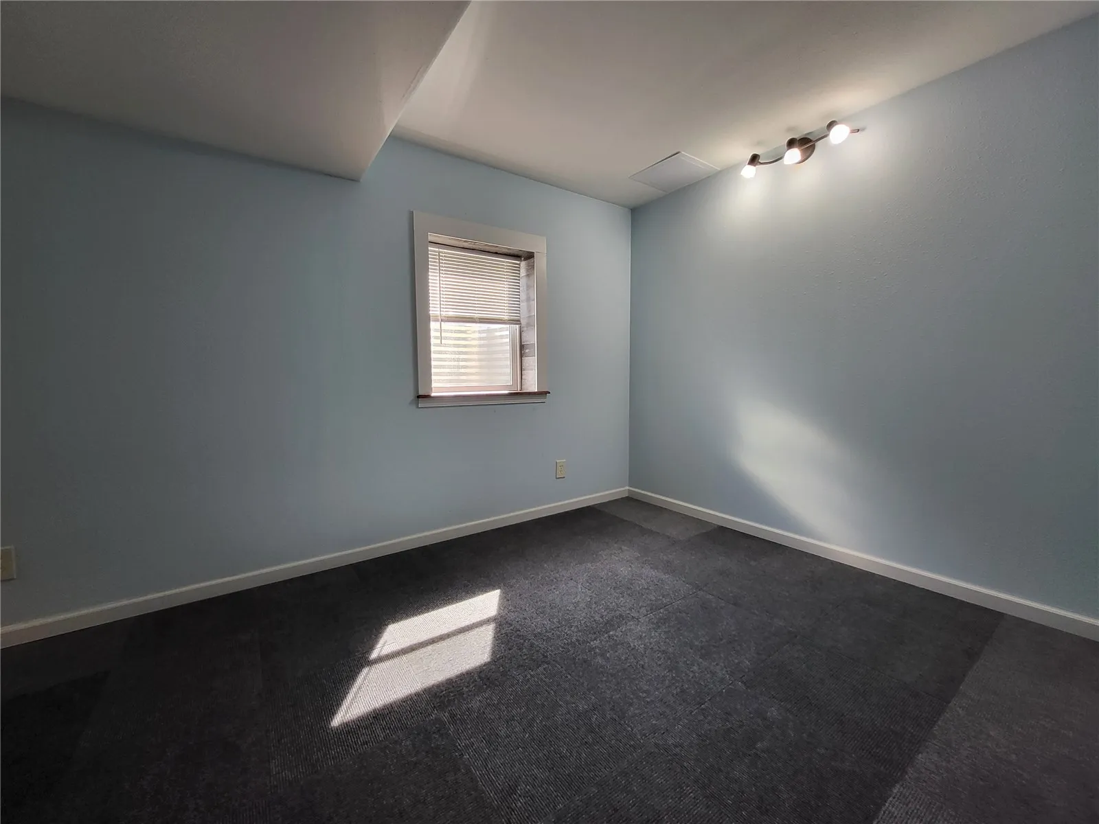 LL bedroom w/new egress window