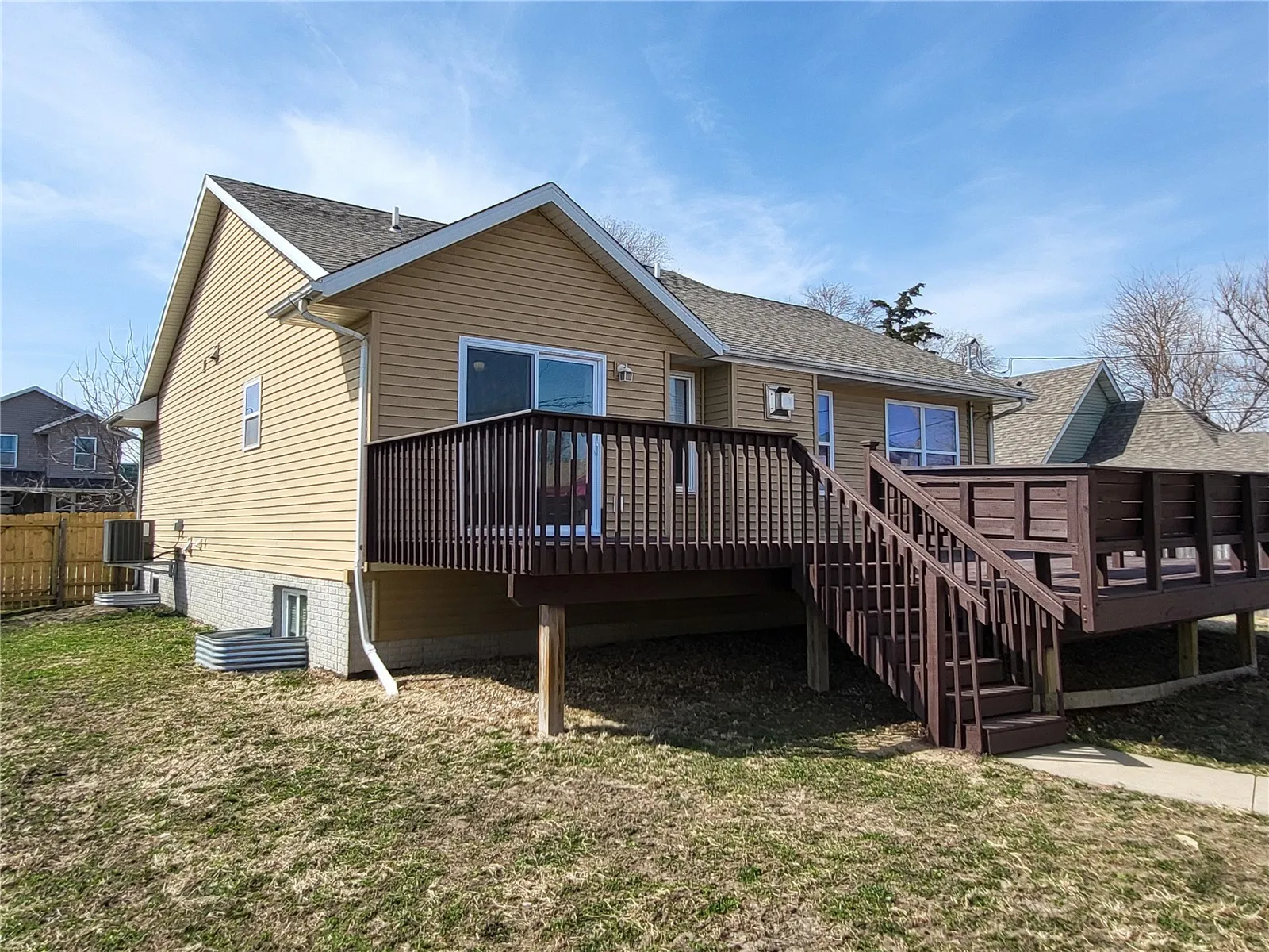 rear view of house & deck
